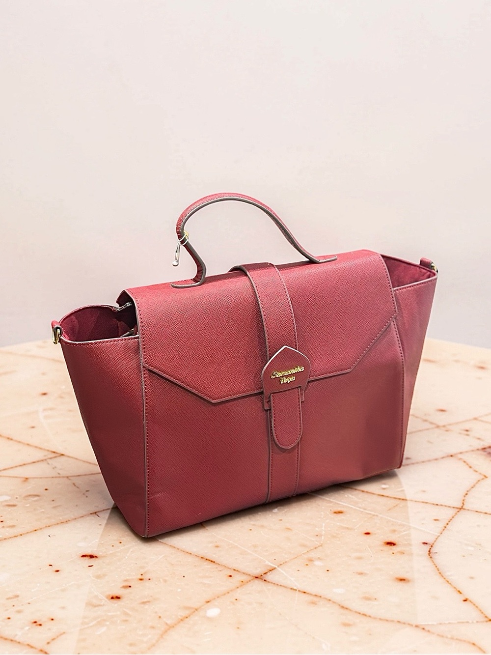 Rare Samantha Vega 2 way bag with D rings | Can become a crossbody